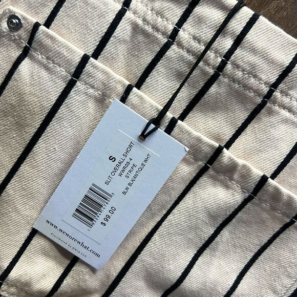 WE WORE WHAT - Slit Overall Short in Black & Antique White - Revolve - Picture 5 of 7